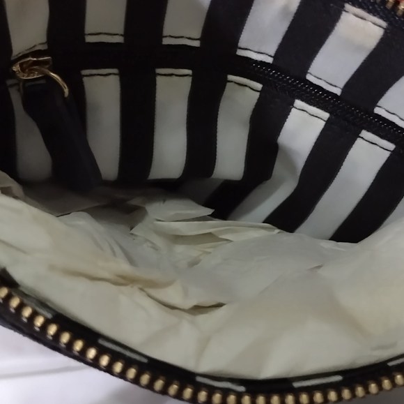 Juicy Couture Cobalt Blue Embroidered crossbody 🛍️ - Picture 3 of 8